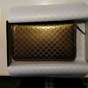 Gucci wallet